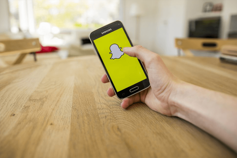 Snapchat testuje nowe Stories i łączy siły z Uberem!