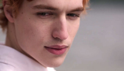 Z jakim numerem na koszulce grał Jason Blossom?