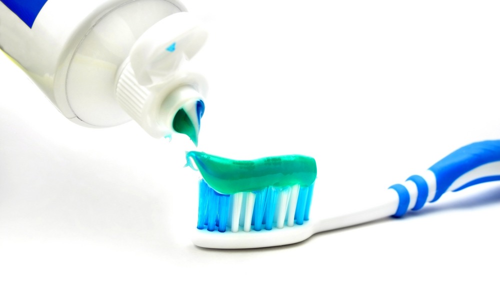 Przypomnij sobie chwilę gdy myjesz zęby i wybierz odpowiednią kolejność.