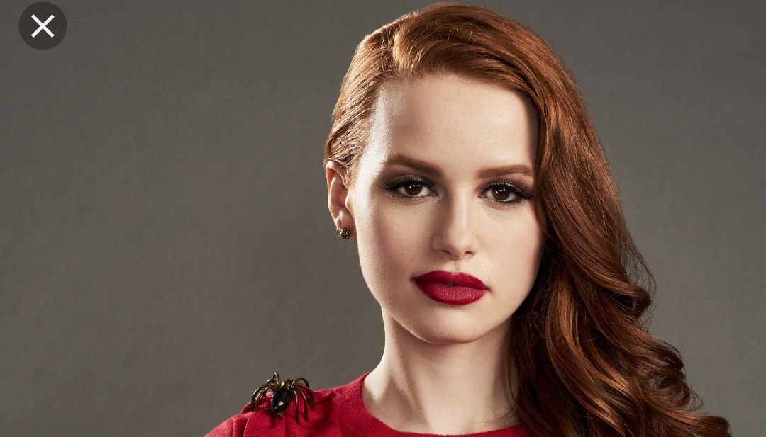 W którym dniu i miesiącu Madelaine Petsch się urodziła?