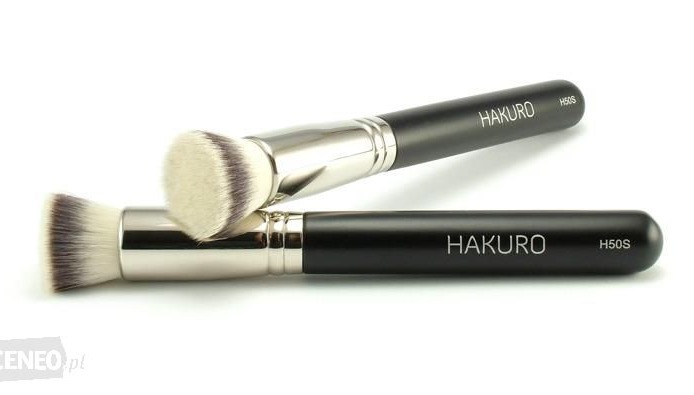 Nakładać podkład pędzlem