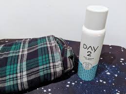 Day2 - spray, który odświeży Twoją chairdrobe