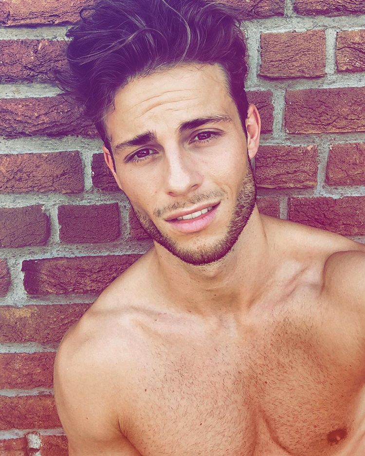 10 najprzystojniejszych facetów na insta