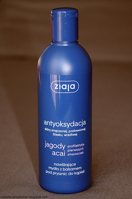 Kosmetyczne inspiracje: Ziaja - Jagody Acai - Nawilżające mydło z balsamem pod prysznic do kąpieli