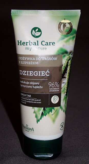 Kosmetyczne inspiracje: Farmona - Herbal Care - Odżywka do włosów z łupieżem - dziegieć