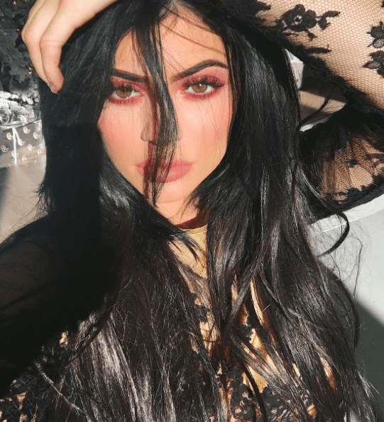 Kylie Jenner zaprojektowała kolejną paletę cieni 