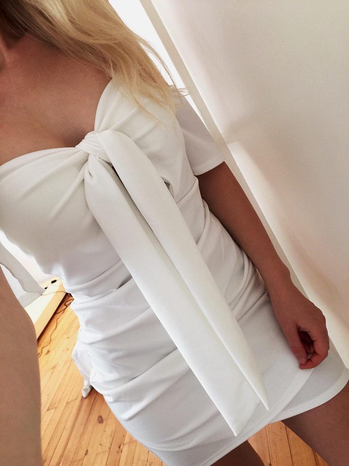 Sukienka biała mini z Aliexpress- Aliside.com