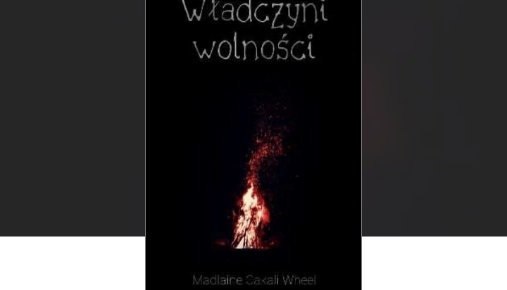 WATTPAD Recenzja ,,Władczyni wolności”