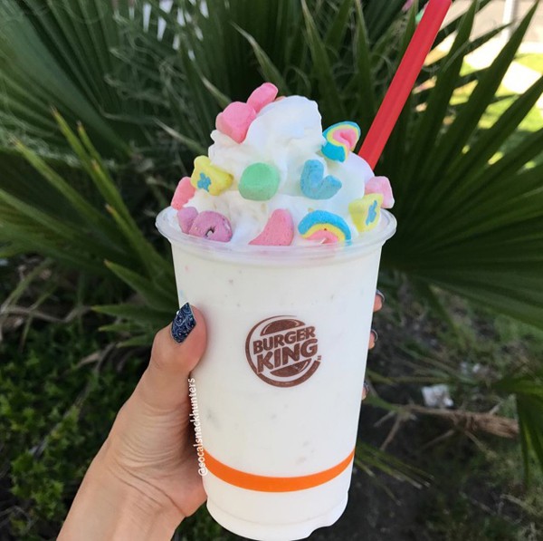 Burger King serwuje najbardziej instagramowy napój – z piankami! 