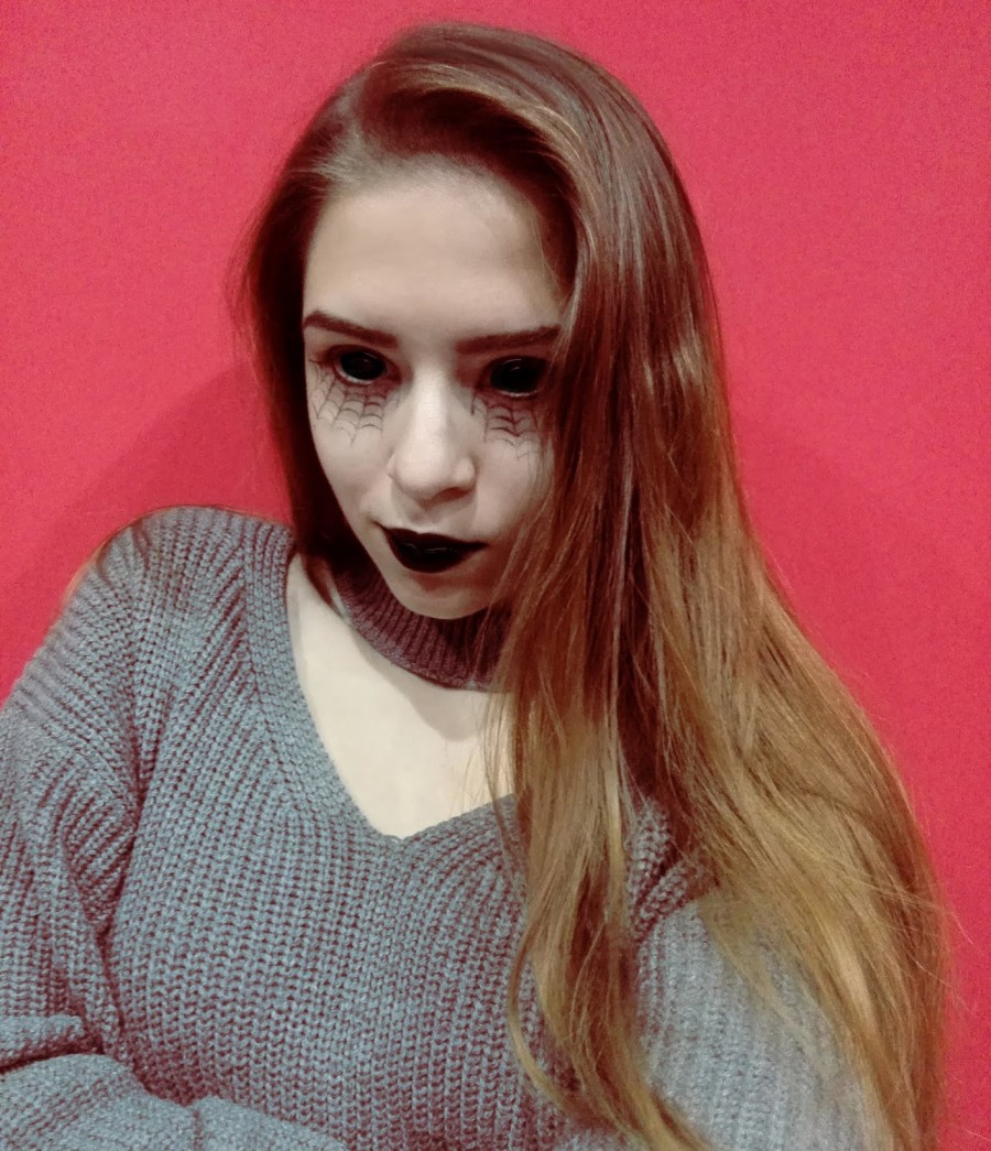 Kamila Piestrzyńska on Instagram: “Happy Halloween 👽🕷🕸 #halloween #creepy #makeup #horrormakeup #halloweenmakeup #sfxmakeup #sfx #spider”