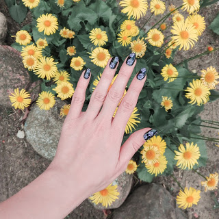 Dollka Blog: Flowers Manicure