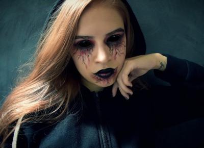 Dollka Blog: Easy Halloween Make Up - Black & Red