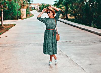 Zielona, midi sukienka w kubańskiej stylizacji