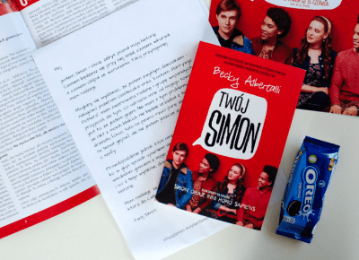 Becky Albertalli: Twój Simon [RECENZJA] - ? Mów mi Kate ? blog lifestylowo-recenzencki