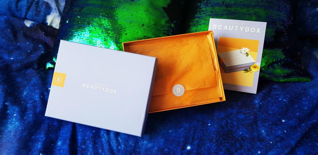 LookFantastic Kwietniowy Box Unboxing 2020 – KolorowANKA