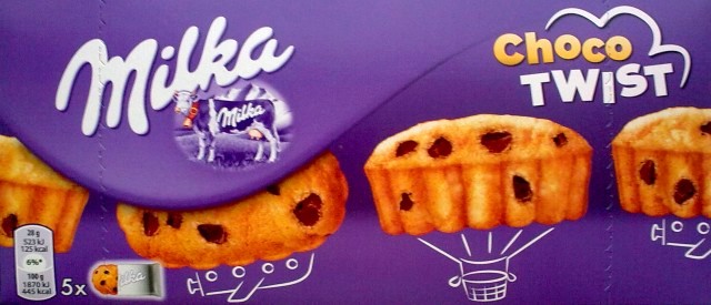 Ciastka biszkoptowe Choco Twist z kawałkami czekolady - Milka