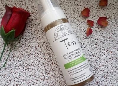 Oczyszczanie twarzy z Tess - delikatną pianką z przywrotnikiem - Cosmetics reviews blog