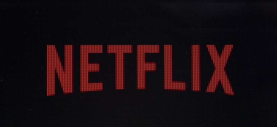 Spędzasz długi weekend w domowym zaciszu? Nie przegap nowych premier w Netflix Polska i sprawdź, co znika