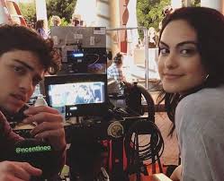 "The Perfect Date" nowy film netflixa z Noah Centineo i Camila Mendes