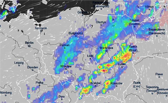 Pogoda. Groźny front nad Polską. Gwałtowne burze i ulewy - WP Wiadomości