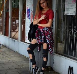Karutek blog: Don't care, wear ripped jeans