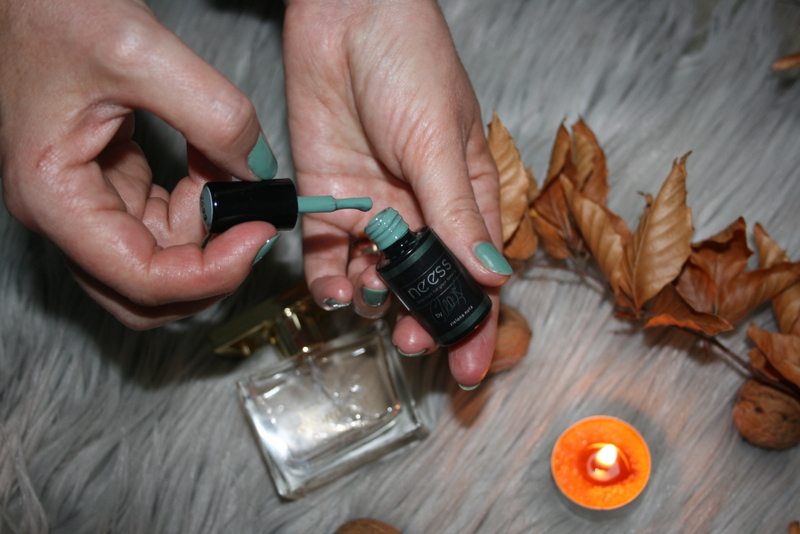 Neess zielona nuta 7593 i jesień tez może być zielona :) - Uroda, kosmetyki, makijaż w glowlifestyle.pl