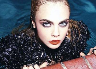 Cara Delevingne ogłosiła swój związek na Instagramie. Kim jest jej dziewczyna?