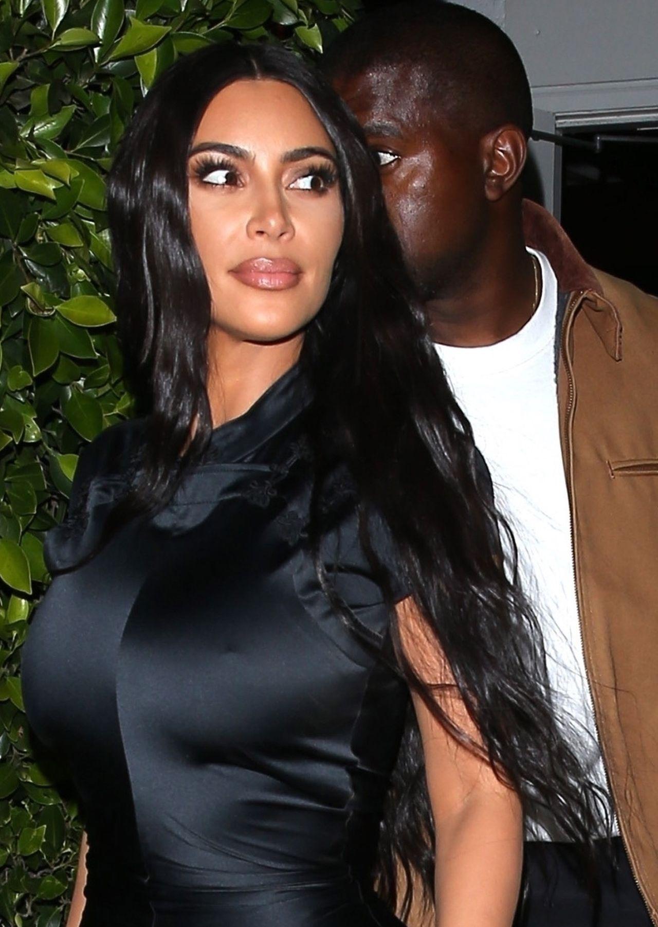 Kim Kardashian w sexy butach! Co o nich sądzicie?