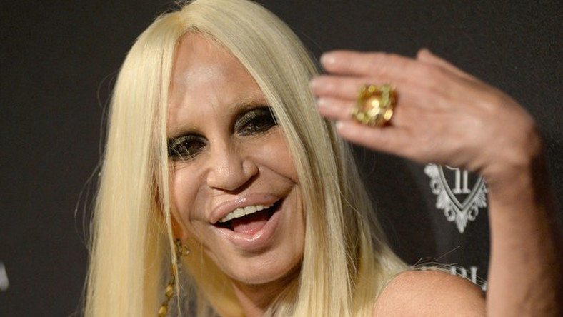 Jak zmieniała się Donatella Versace?