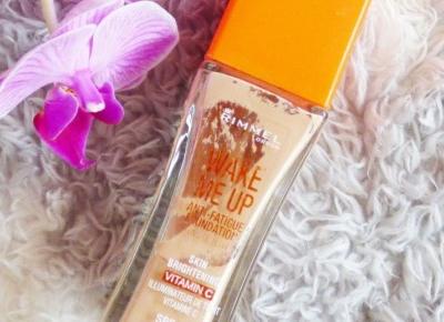 Podkład Wake Me Up Rimmel