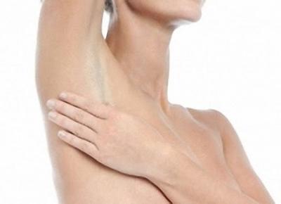 Jak dbać o skórę pod pachami - Malinowe C.