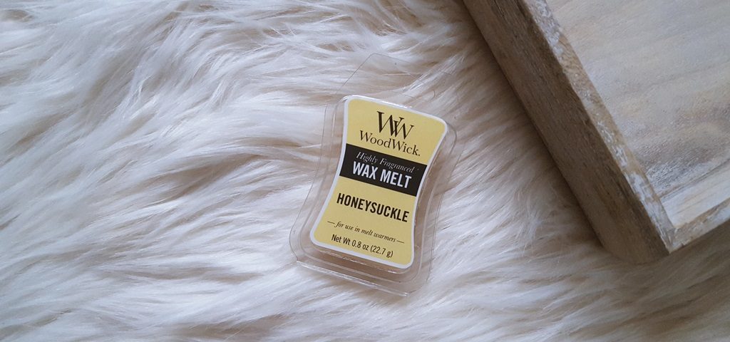 Woodwick Honeysuckle | Recenzja wosku zapachowego