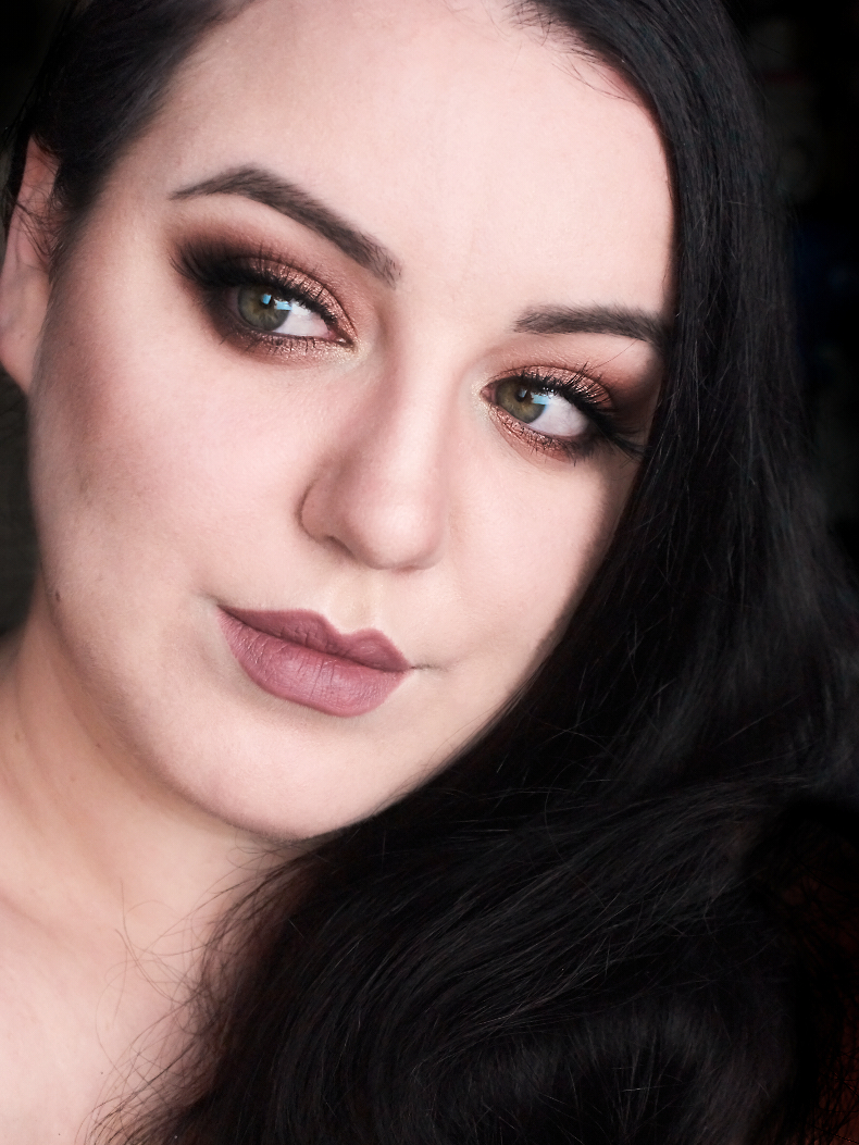 Makijaż krok po kroku - Jesienny smokey eye paletą PÜR Cosmetics Soiree Diaries | Miss Lilith 