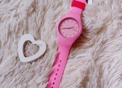 Różowy zegarek, hit czy kit?