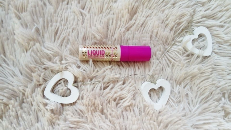 Lovely, Liquid Camouflage