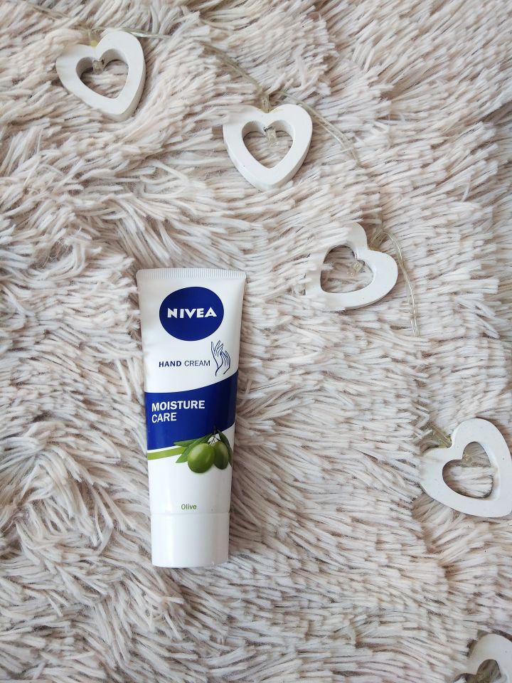 Nivea, oliwkowy krem do rąk.