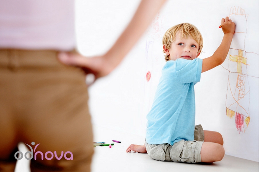 Dlaczego kara nie uczy Twojego dziecka odpowiedzialności? 8 kroków prowadzących do zmiany zachowania bez zastosowania kary.