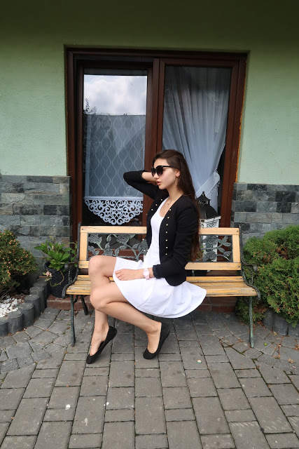 Pativnn: Classic Look ! BLACK & WHITE