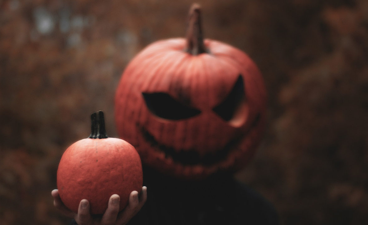 Halloween oczami pokoleń - czy udział dzieci powinien być zakazany? | Patryk Tarachoń