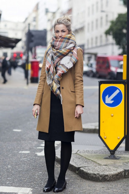 Dorota Rasberrrt: MODA : Spódnice zimą - Zobacz jak noszą je w zimne dni największe fashionistki! 