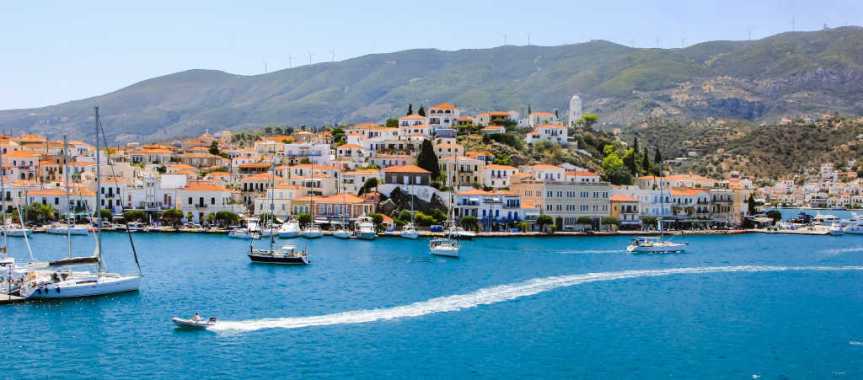Grecka wyspa Poros – pastele pośród błękitu – Słodkim Szlakiem