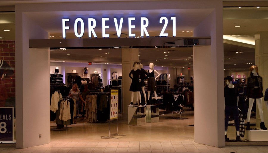 Forever 21 dodaje batony na odchudzanie do zamówień z ubraniami plus size.