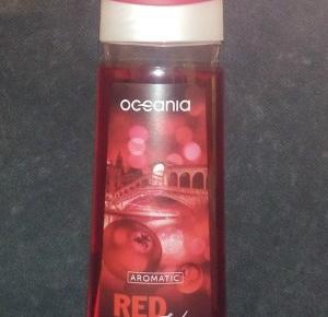 Z mojej strony lustra: Żel pod prysznic z Biedronki, czyli Oceania Aromatic Red Kiss z ekstraktem z żurawiny
