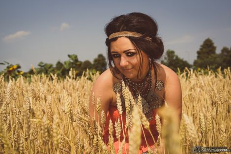 ZatrzymujeCzas.pl - blog fotograficzny - Dobry portret w ostrym słońcu - jak to zrobić?