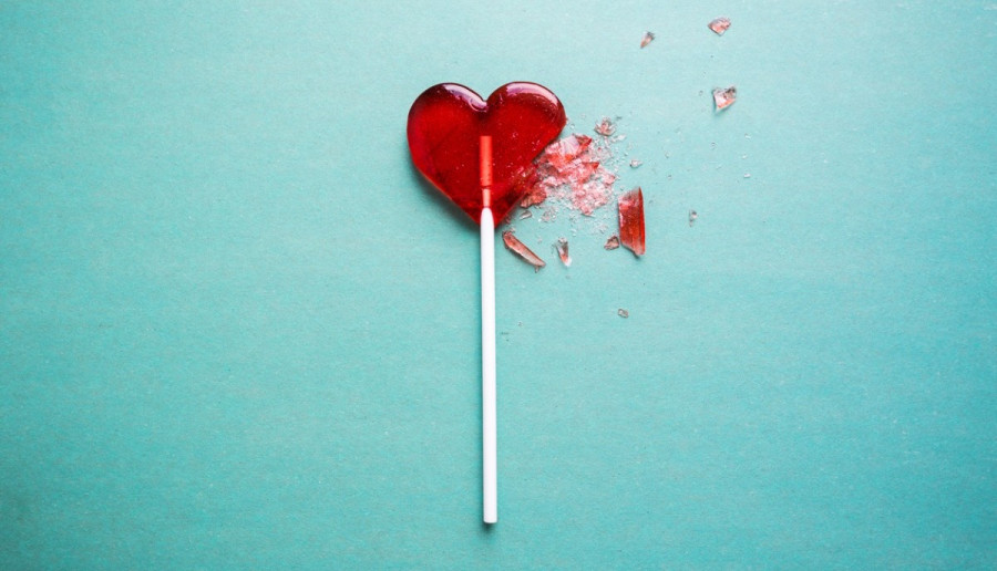 8 ZNAKÓW, ŻE TWÓJ EX CHCE DO CIEBIE WRÓCIĆ