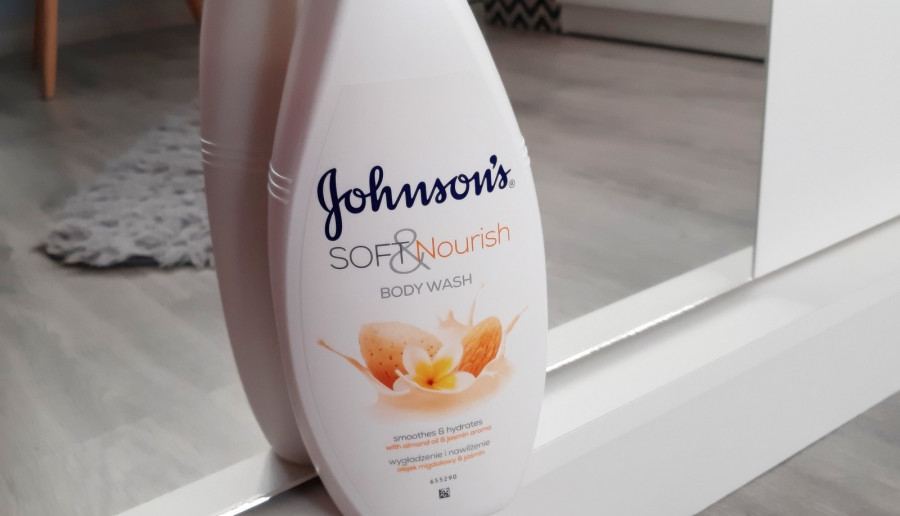 Johnson`s - Żel pod prysznic, Soft & Nourish, Olejek migdałowy i jaśmin.
