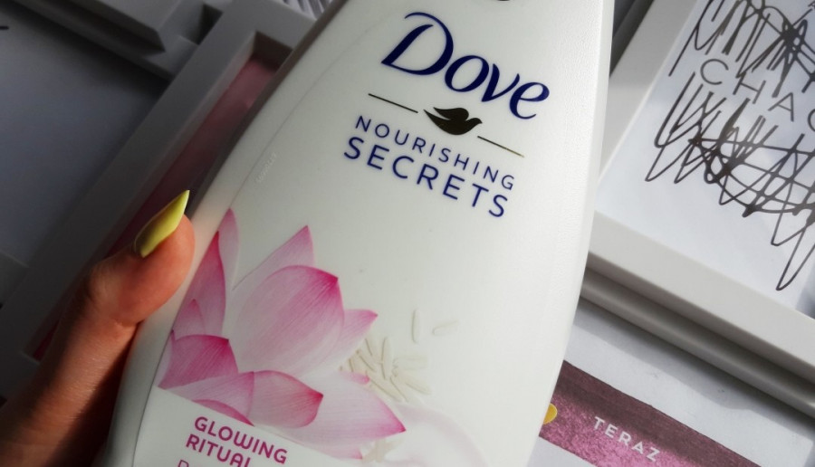 Dove - Nourishing Secrets, Żel pod prysznic, Glowing Ritual.