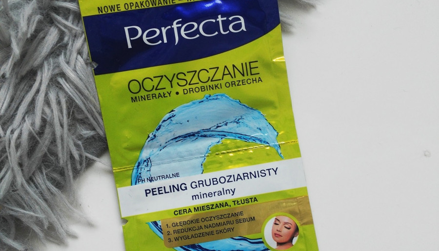 Perfecta - Oczyszczanie, Peeling gruboziarnisty, Mineralny.