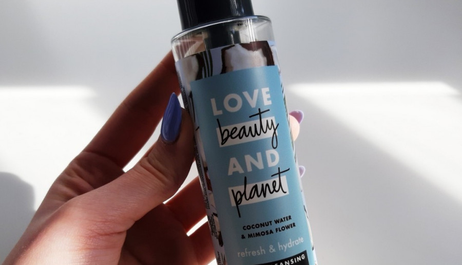Love Beauty and Planet - It's Vegan!, Żel do mycia twarzy, Coconut Water & Mimosa Flower, Refresh & Hydrate.