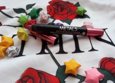 Metaliczna pomadka z Golden Rose